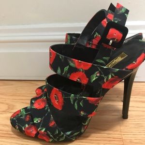 FLORAL HEELS SIZE 7 VALENTINES DAY SPECIAL